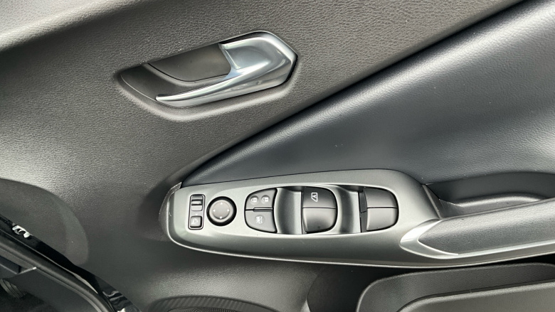 Nissan Juke 1.0 DiG-T Acenta Premium 5dr Petrol Hatchback